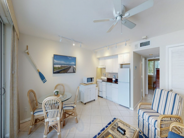 Beachfront Chic Condo in Marco Island Sleeps 4 Guests